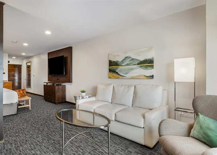 Oxford Hotel Bend